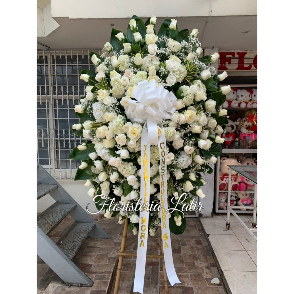 Corona funebre grande rosas blancas y Hortensias – Floristeria Latir
